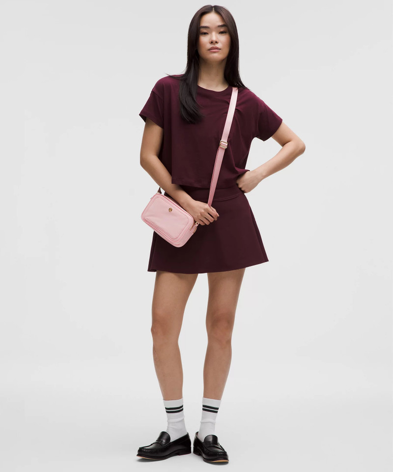 lululemon Crossbody Camera Bag 2L outlook