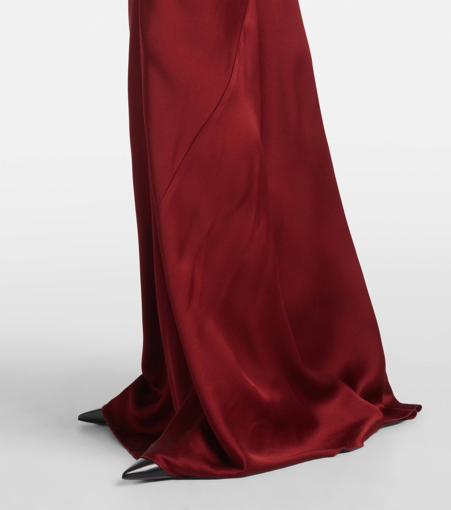 Crêpe satin gown - 5