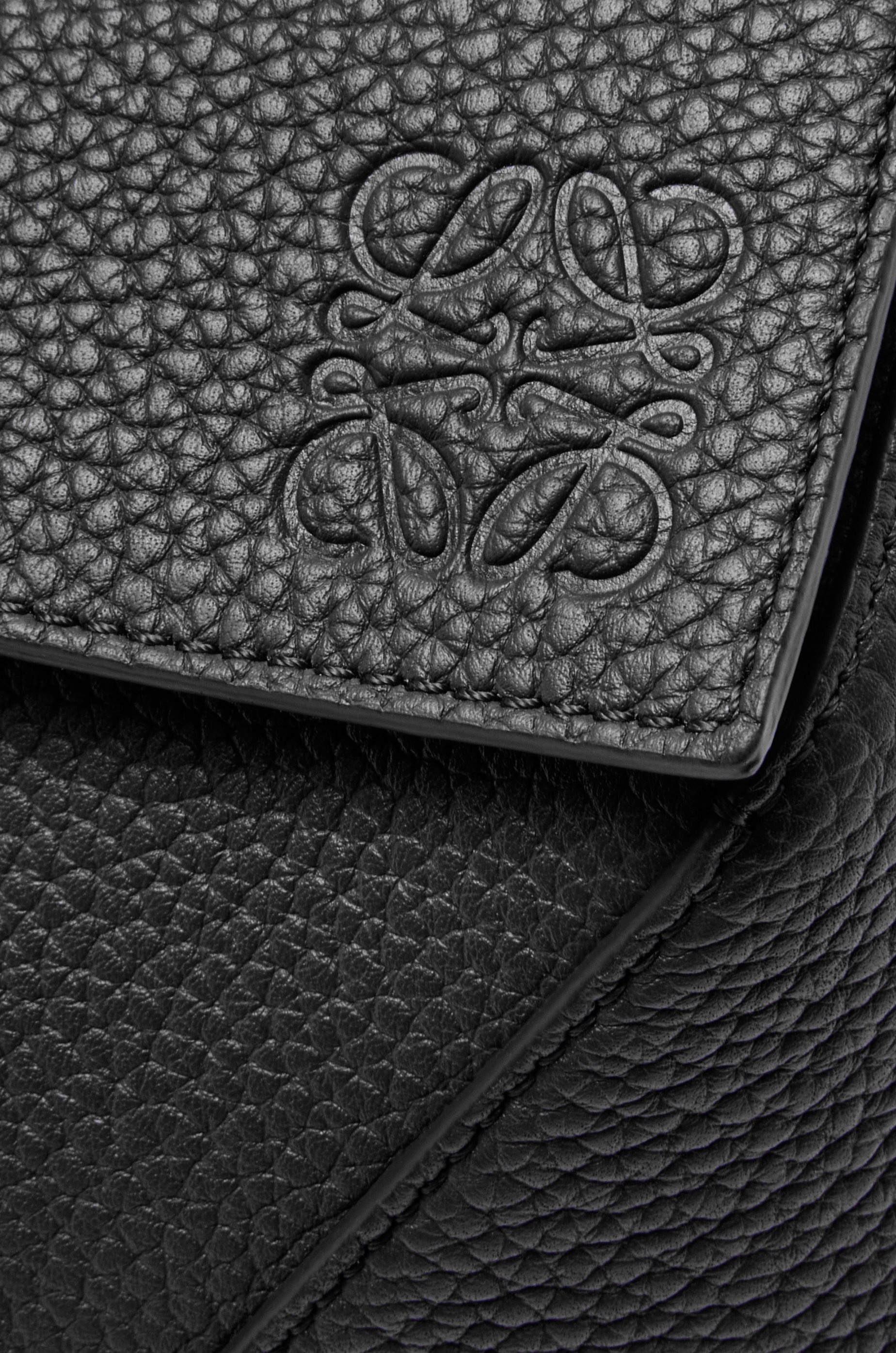 Large Puzzle bag in grained calfskin - 10