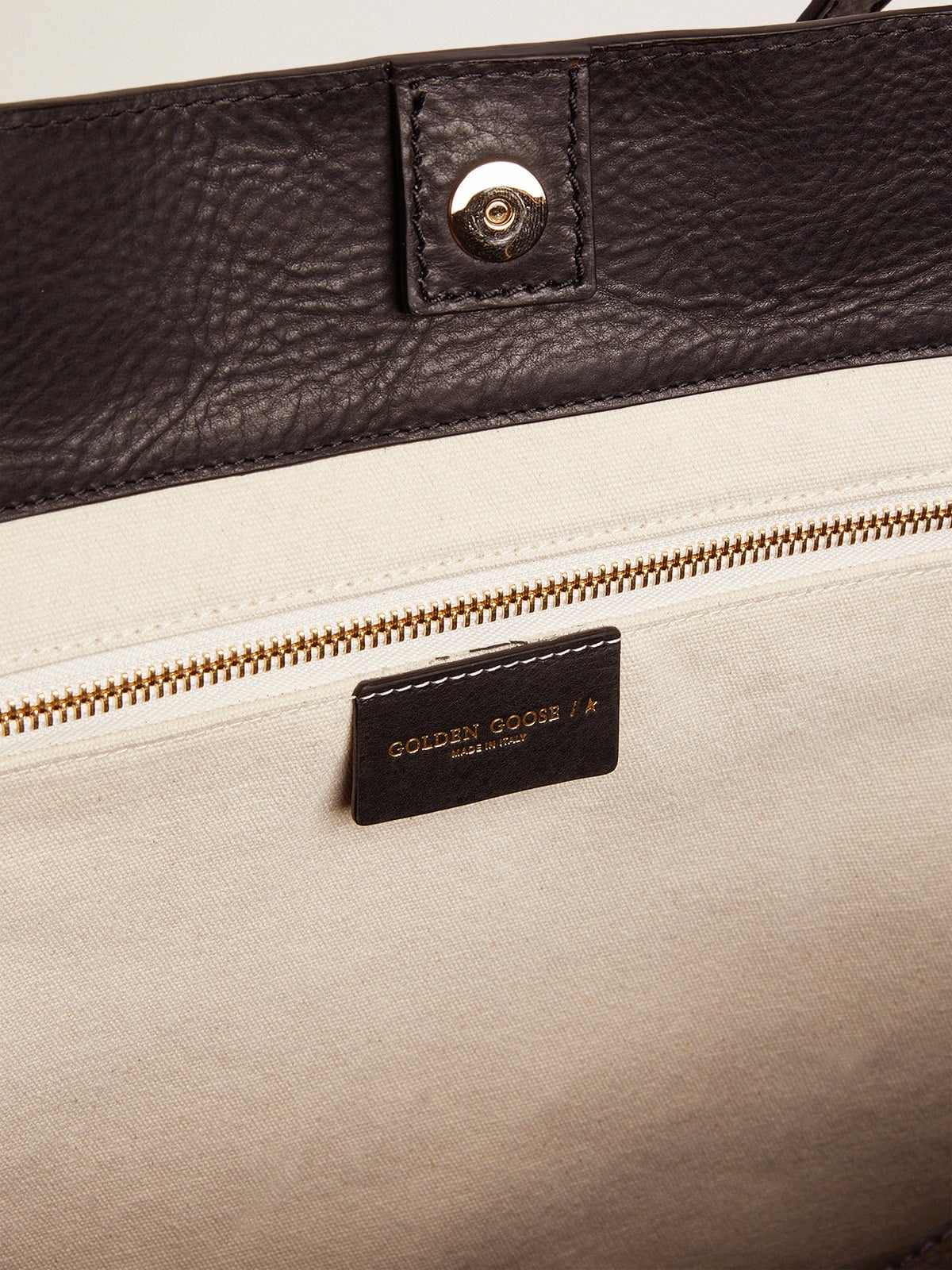 Women's Pasadena Bag black with gold logo - 4
