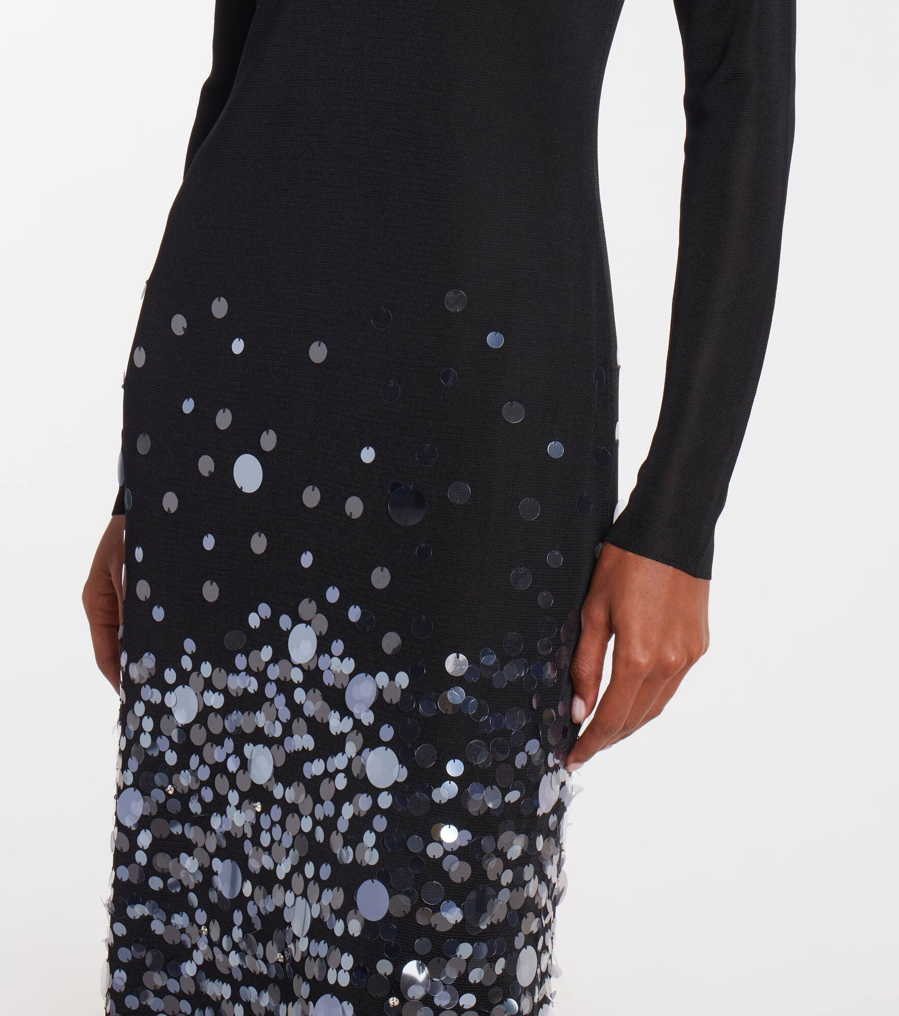 Sequined gown - 5
