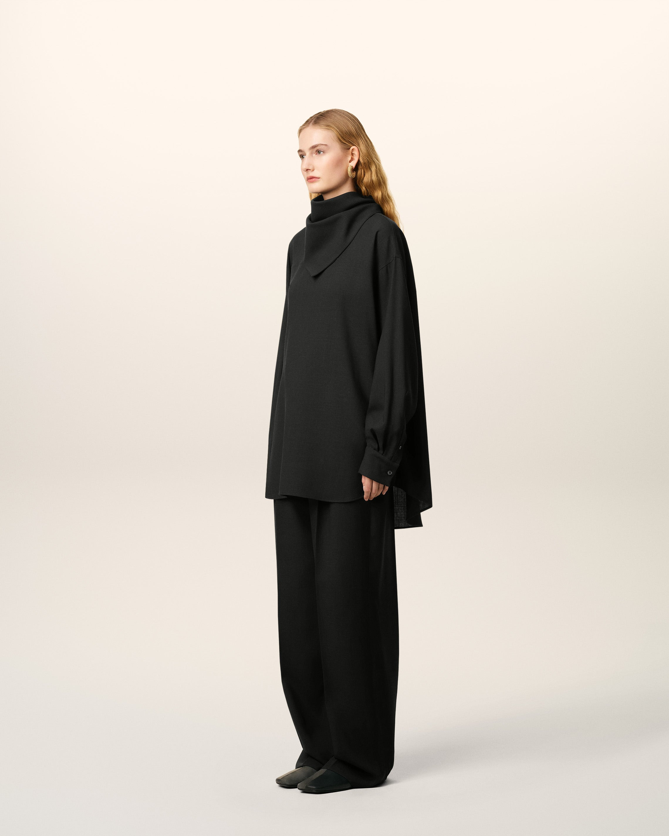 BLACK WOOL LONG SLEEVES BANDANA BLOUSE - 6