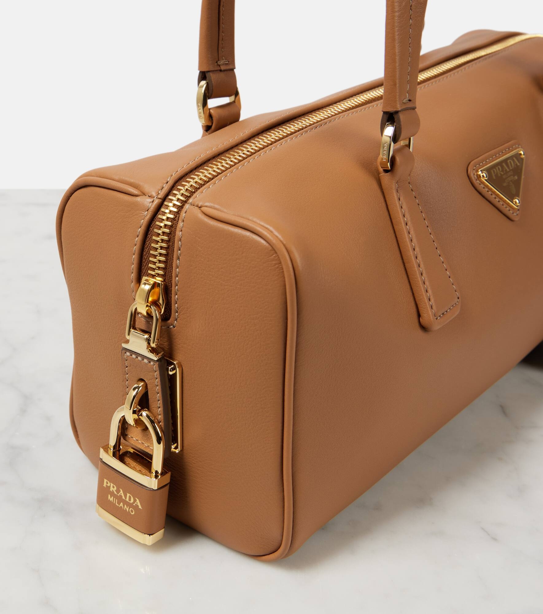 Medium leather shoulder bag - 6