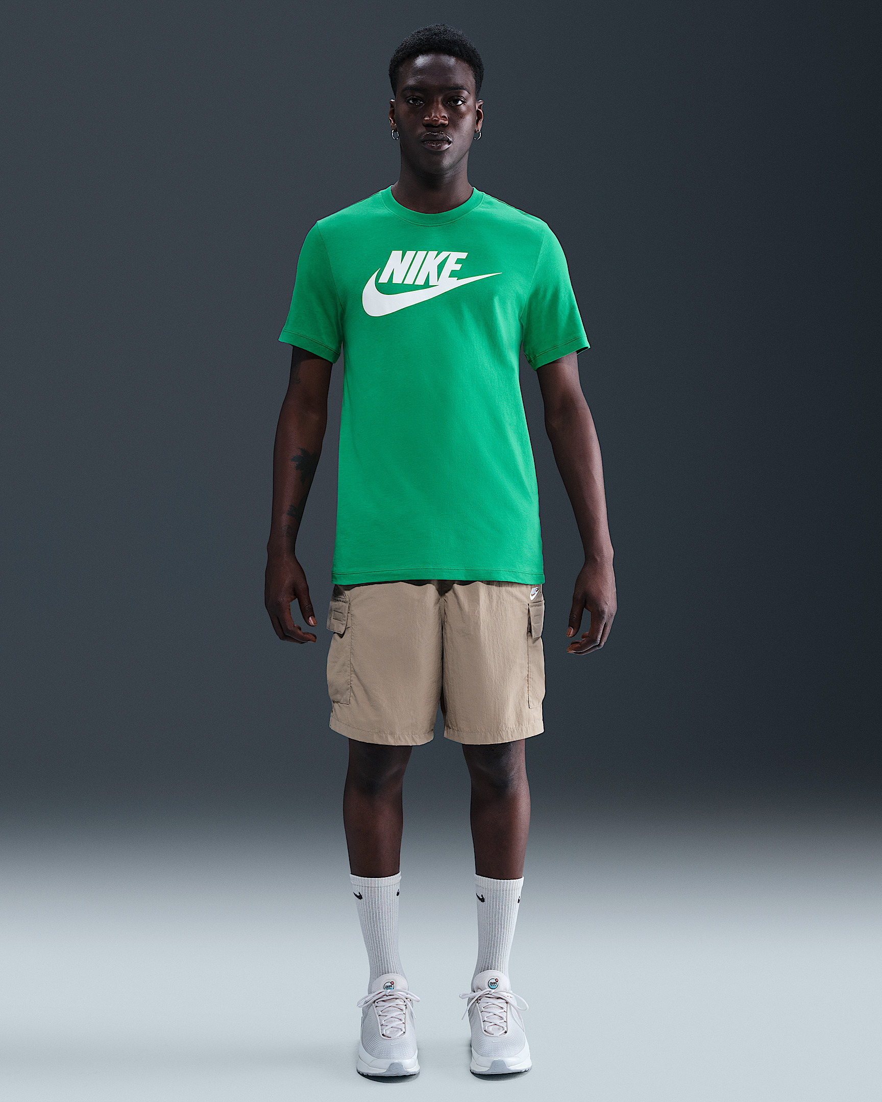 Nike Sportswear Men's T-Shirt - 4