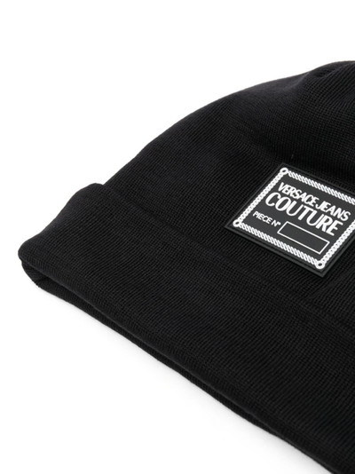 VERSACE JEANS COUTURE logo-patch turn-up brim beanie outlook