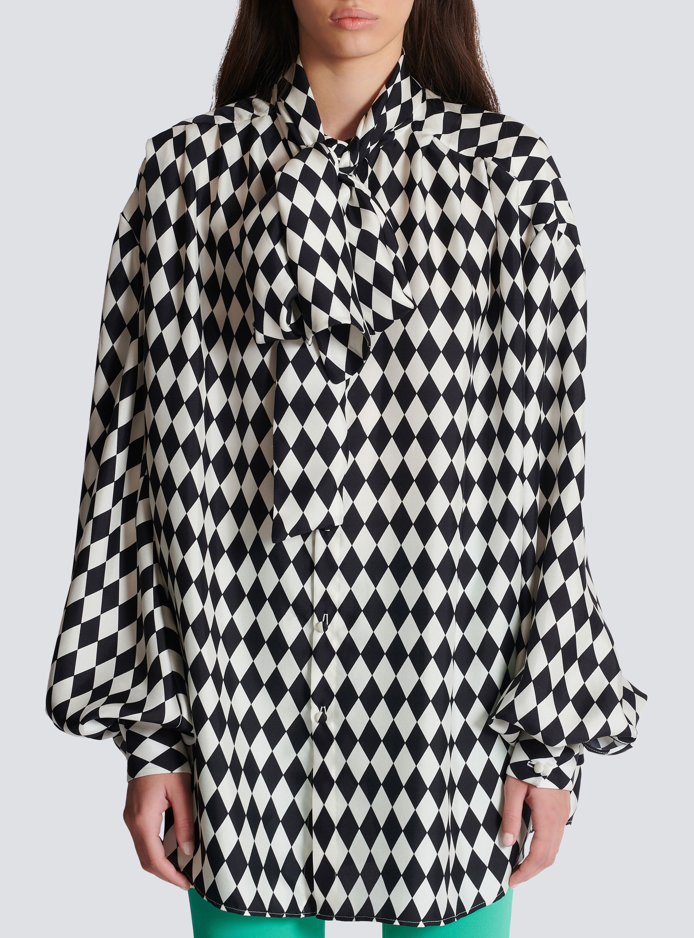 Pussy-bow shirt with Diamond print - 5