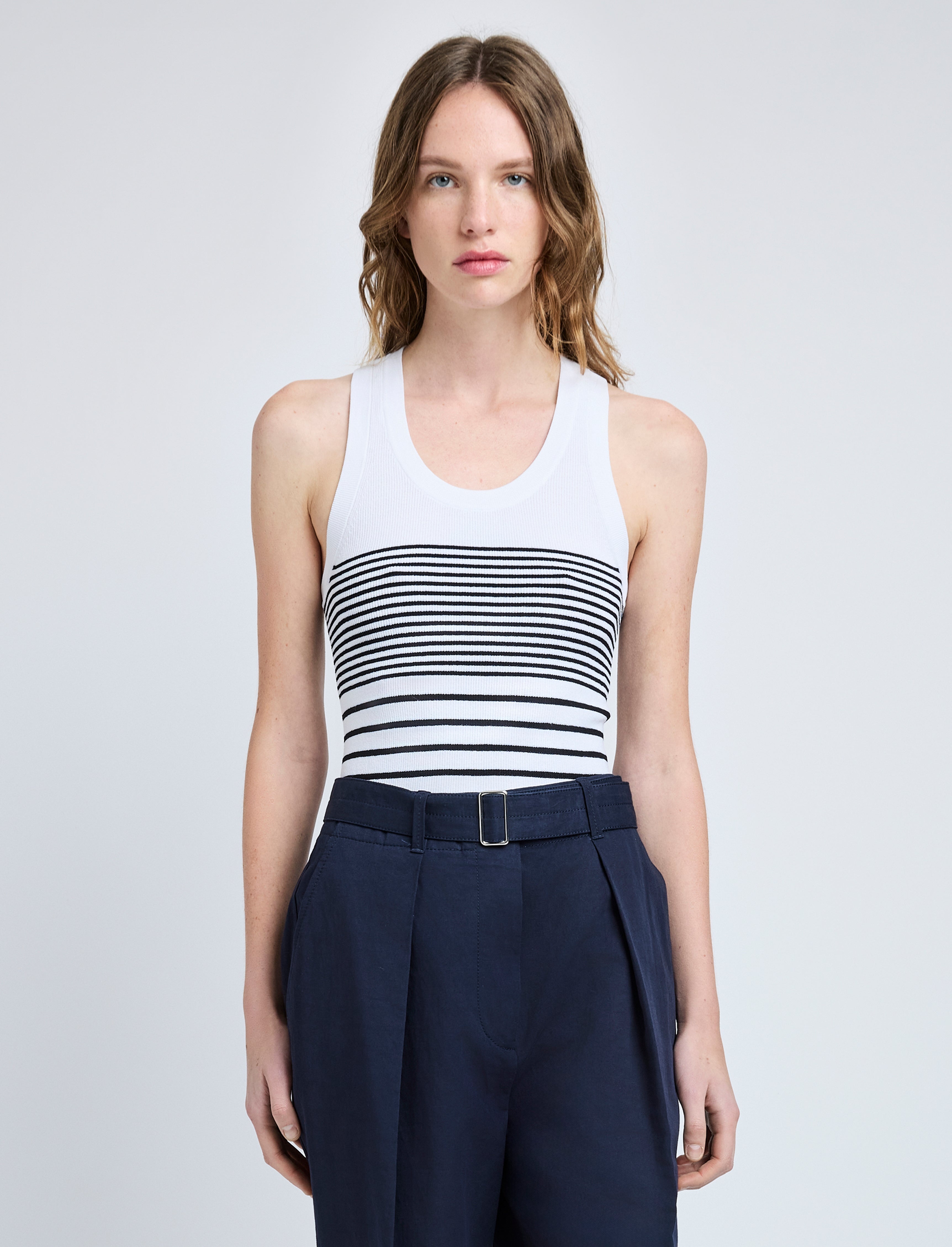 Roberts Top in Matte Viscose Rib - 2