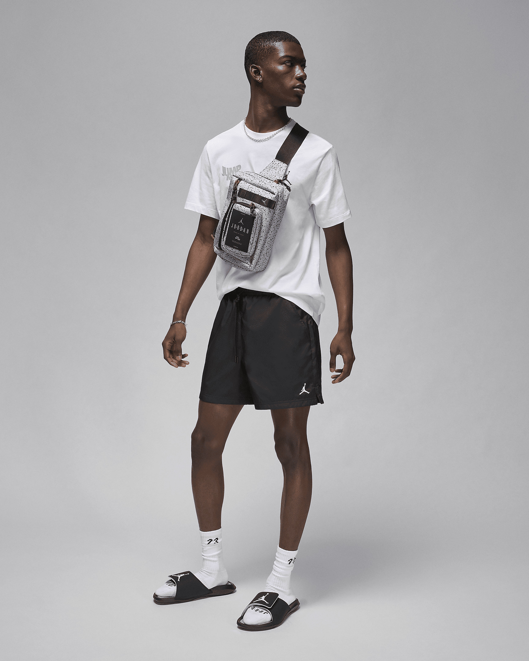 Men's Jordan Essentials 5" Poolside Shorts - 6