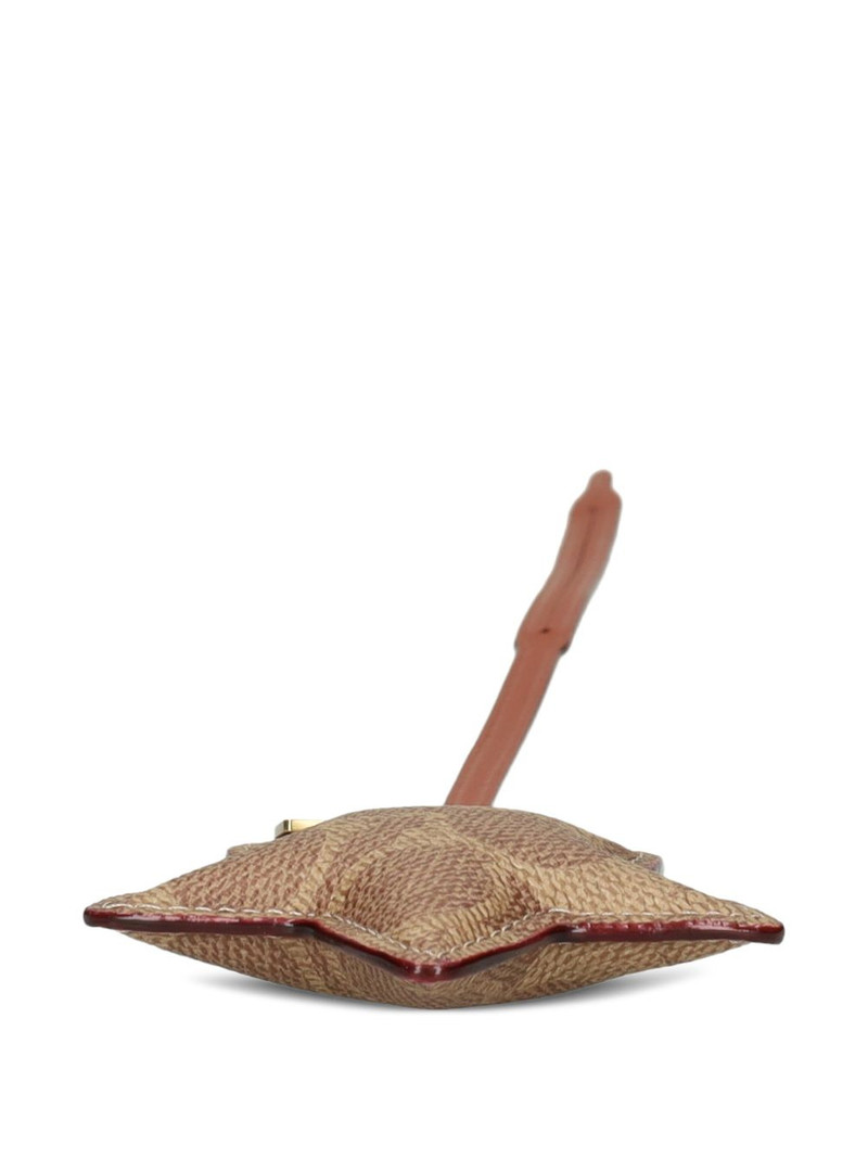 star-shape keyring 3