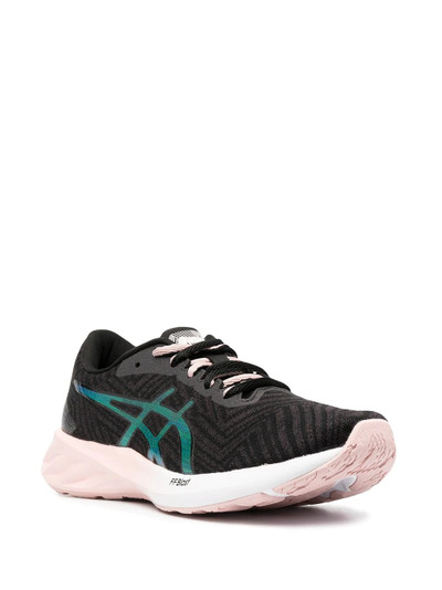 Asics low-top running trainers outlook