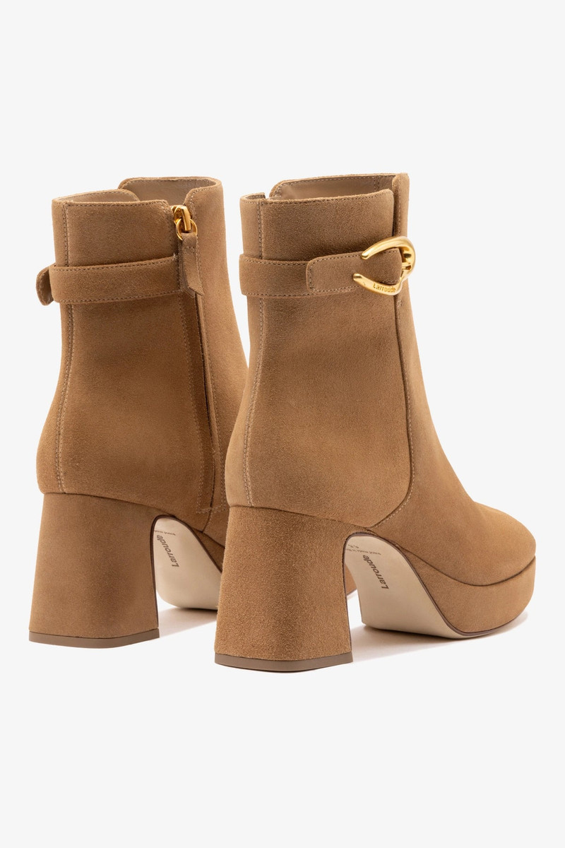 Dolly Verona Low Boot In Peanut Suede 4