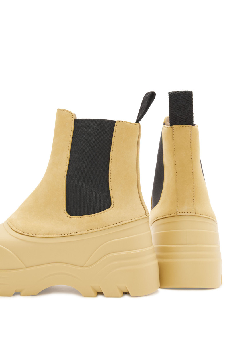 Field chelsea boot in nubuck and rubber 5