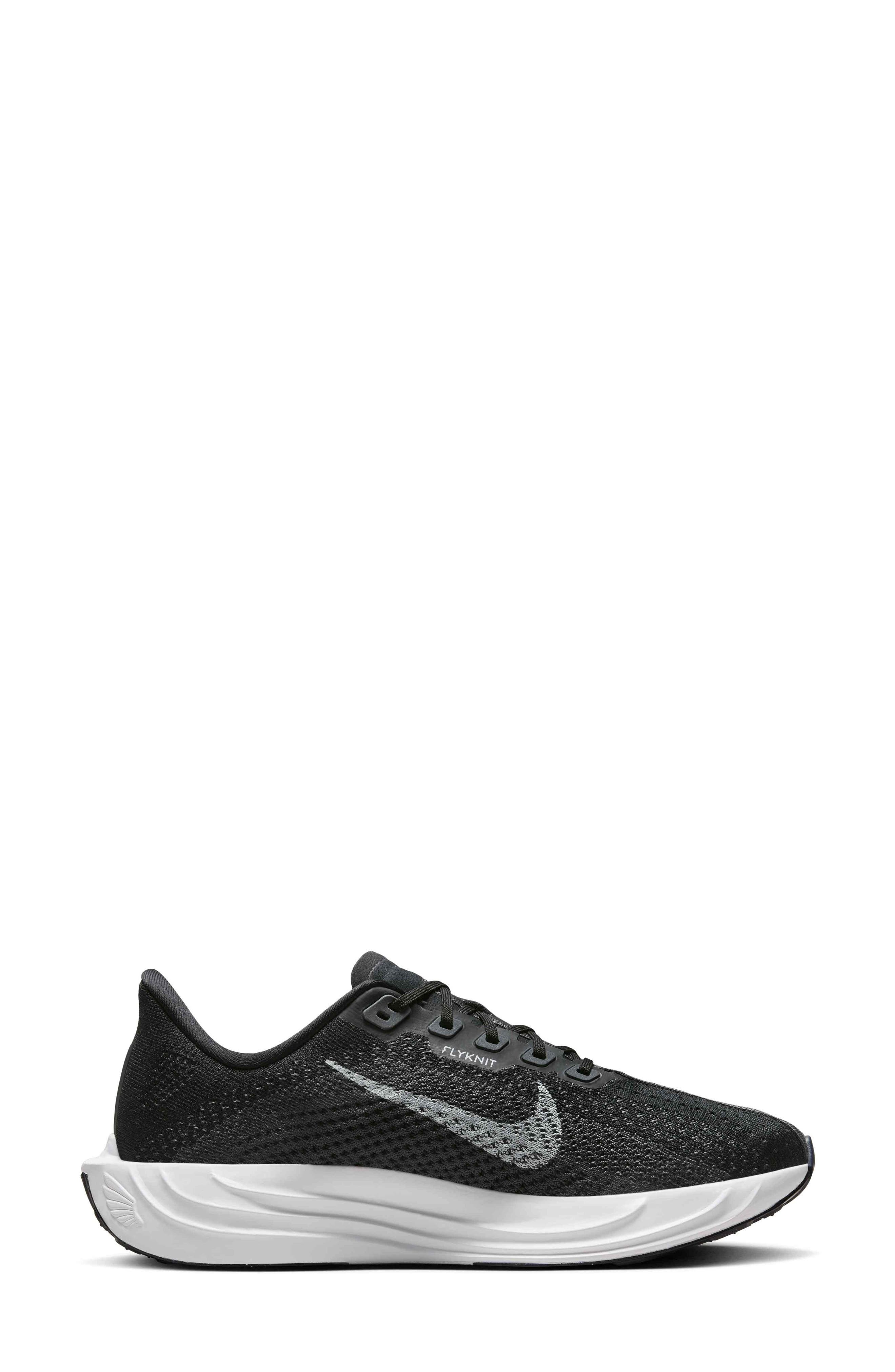 Nike Pegasus Plus Running Shoe in Black/White/Platinum at Nordstrom - 6
