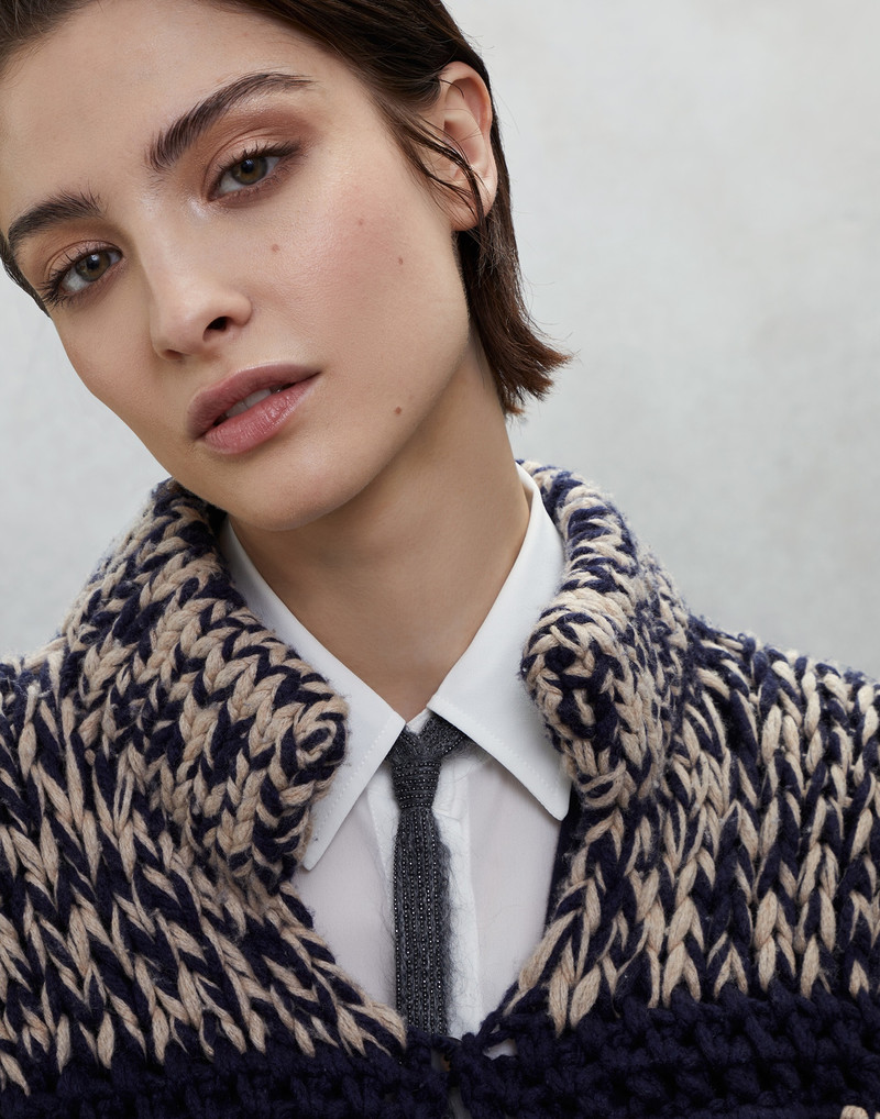 Handmade macramé intarsia OPERA cardigan in cashmere 3