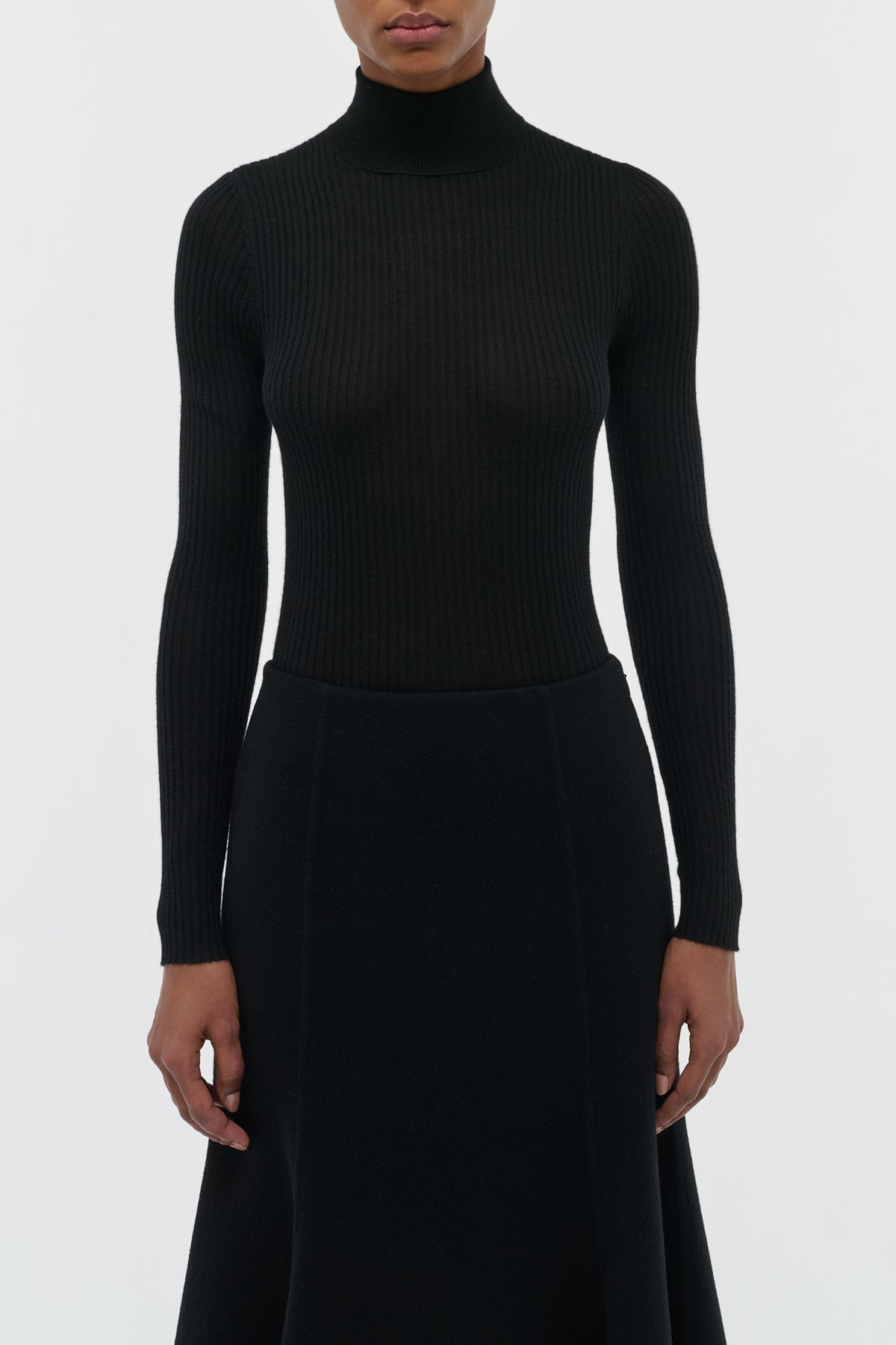 Peppe Turtleneck in Black Silk Cashmere - 2
