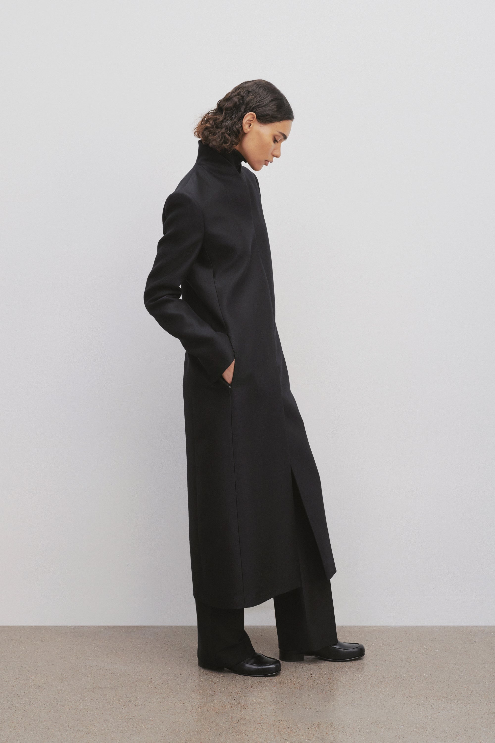 Egle Coat in Wool and Silk - 4