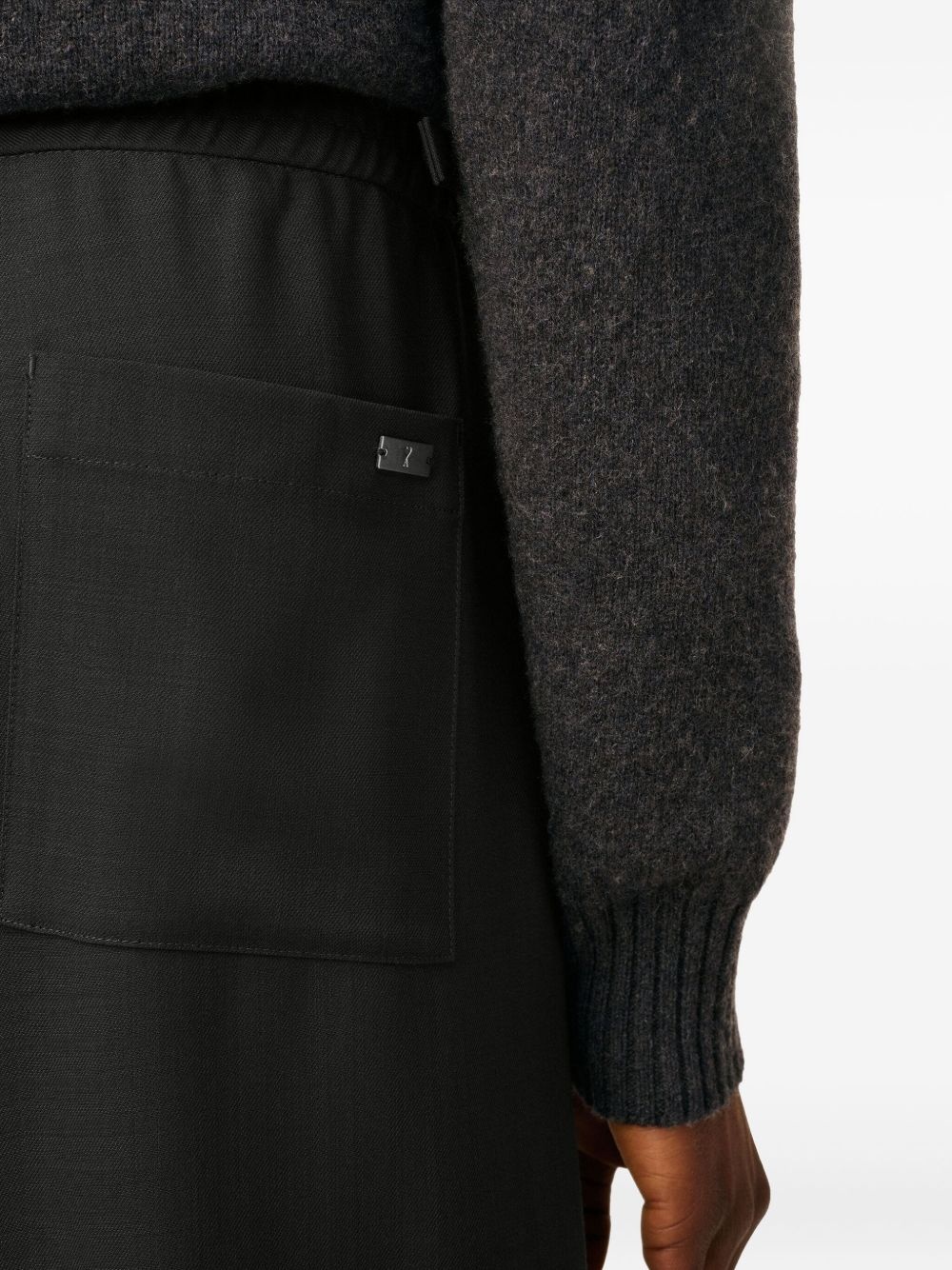 elasticated patch-pocket trousers - 6