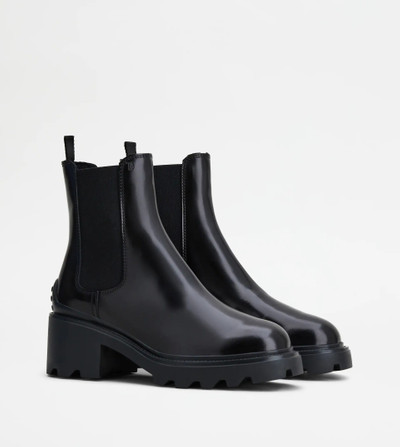 Tod's ANKLE BOOTS IN LEATHER - BLACK outlook