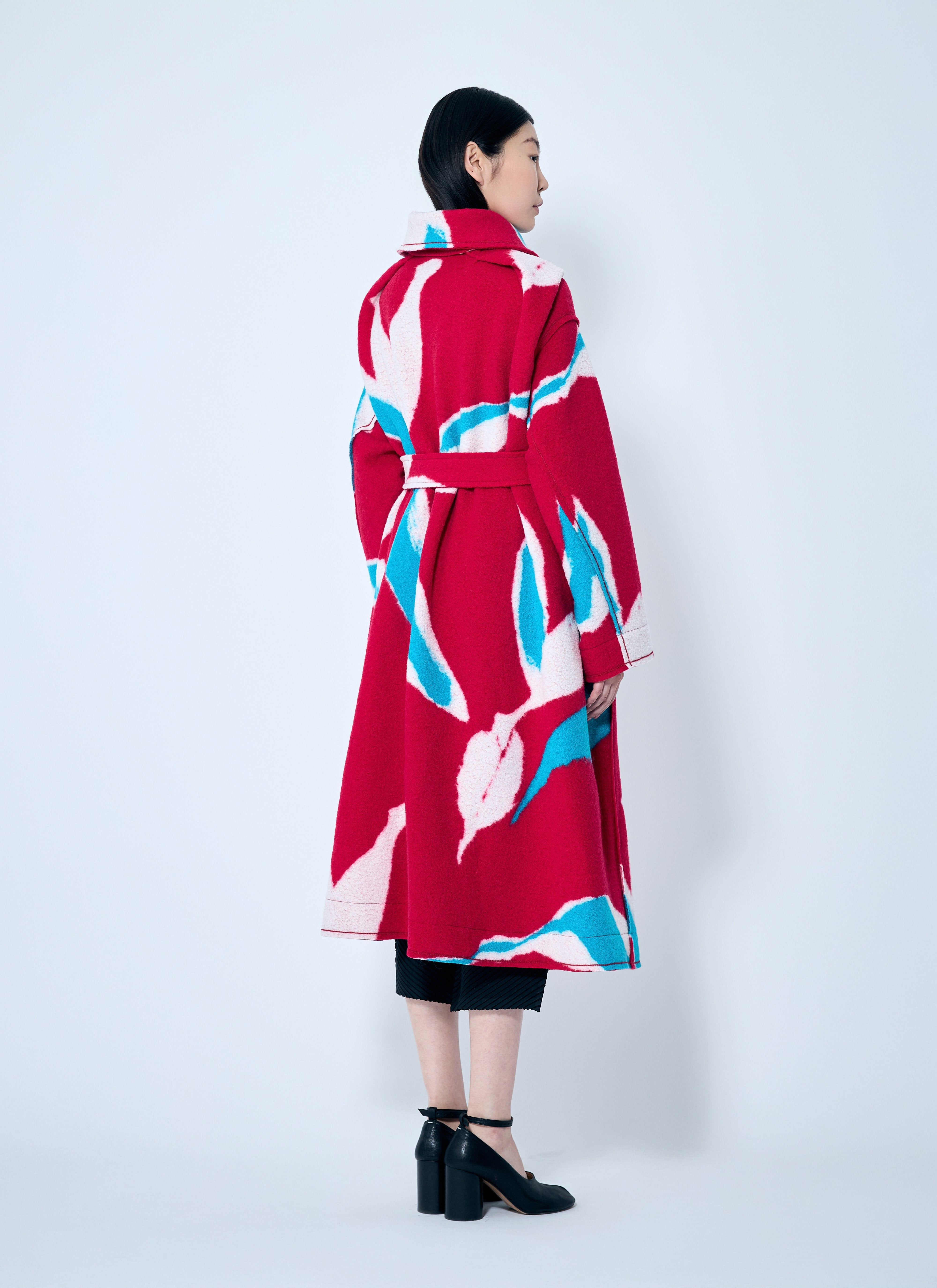 Issey Miyake Women Vigor Long Coat - 4