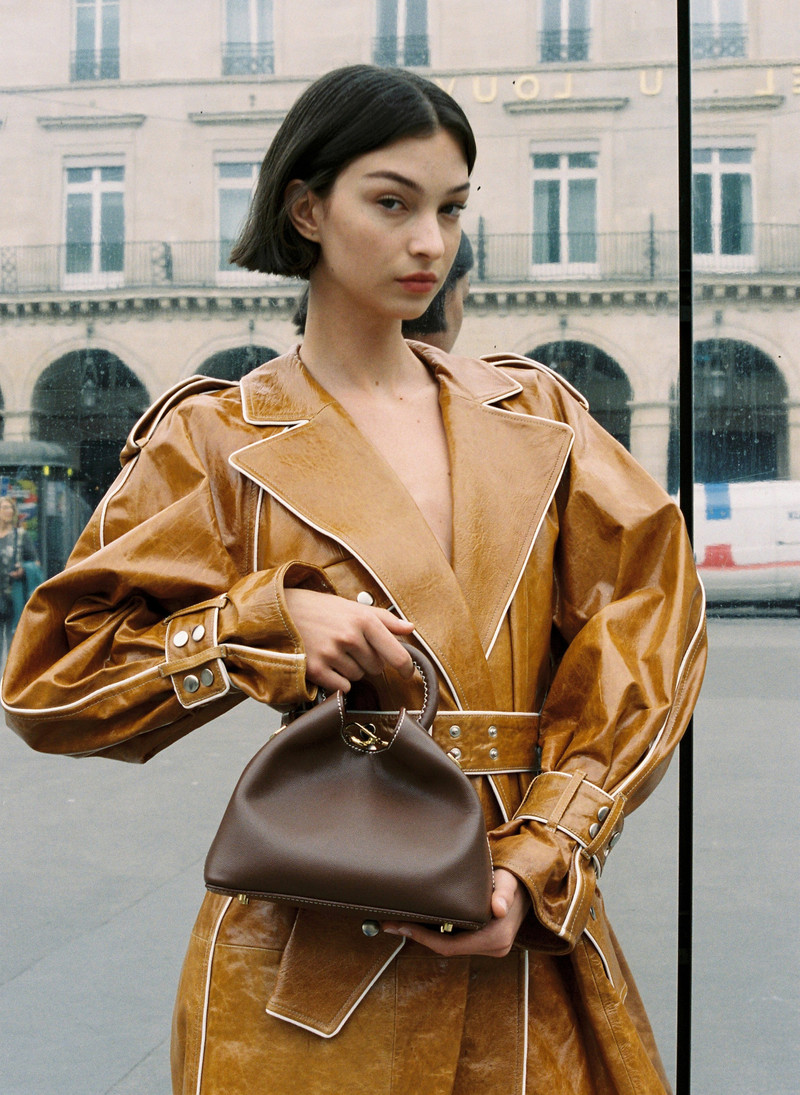 Elleme Baozi Caviar Leather Brown outlook