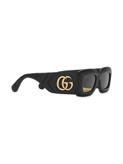 GUCCI rectangular frame sunglasses outlook