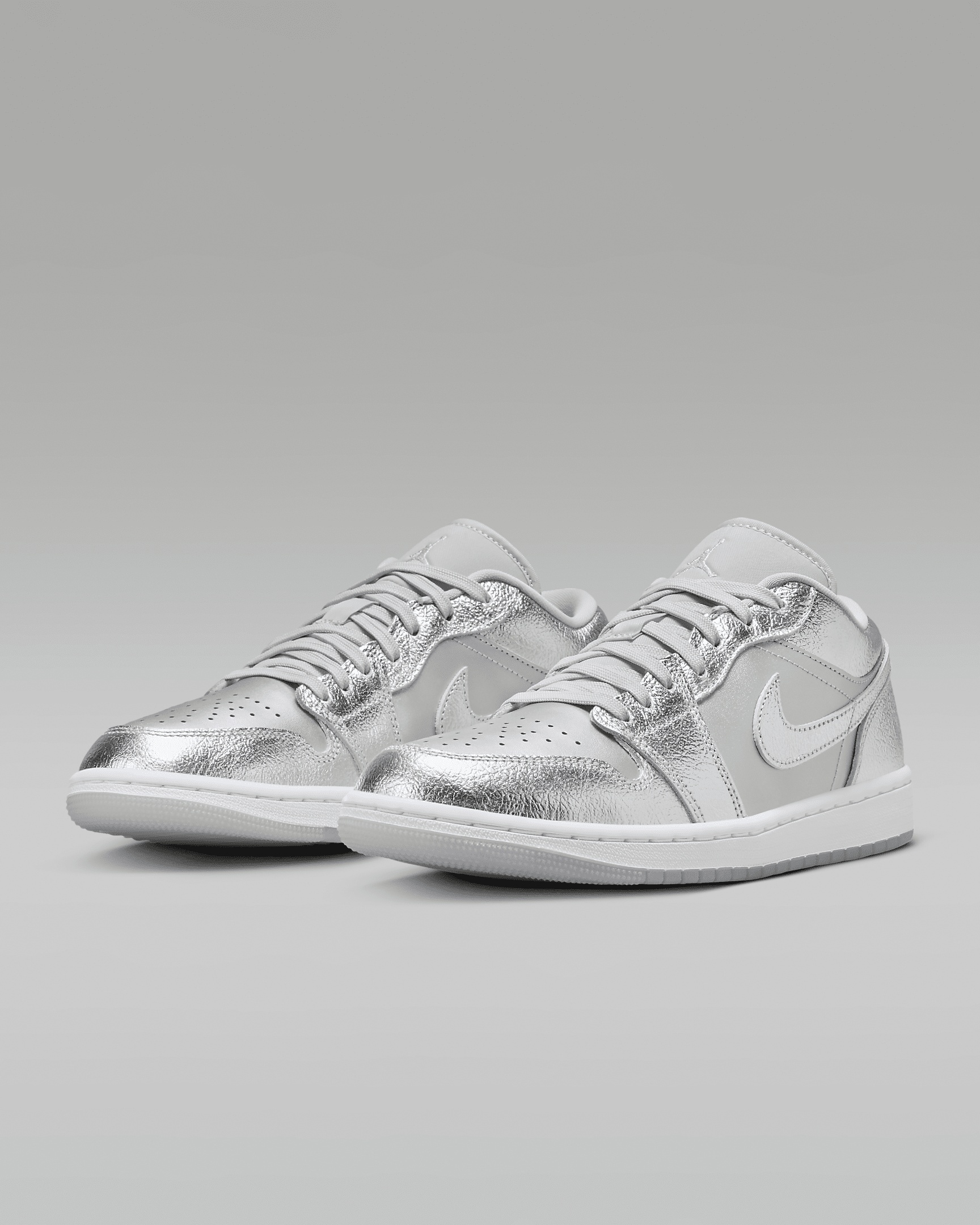 Air Jordan 1 Low SE Women's Shoes - 5