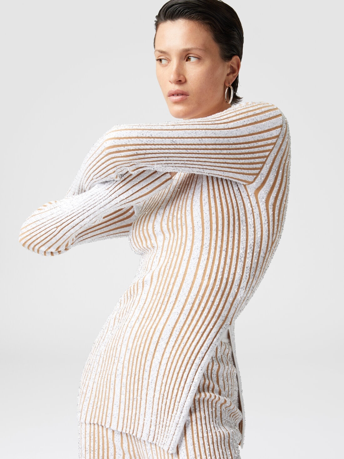 Ribbed sweater with sequins and long sleeves - 4