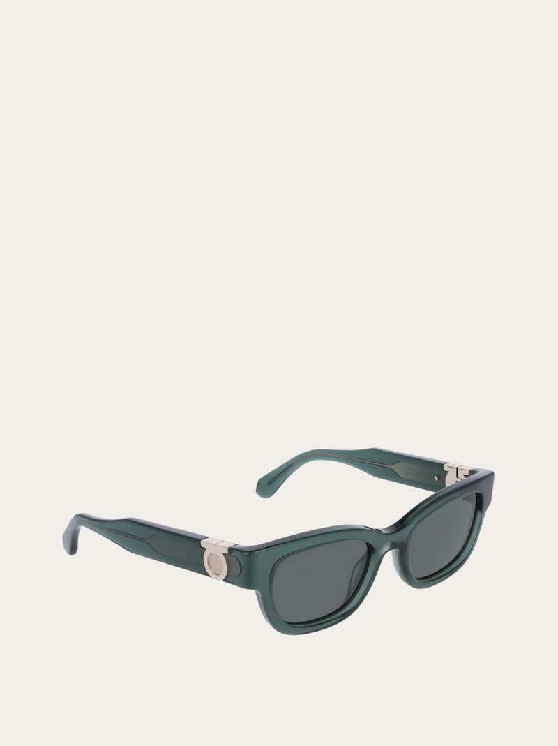 FERRAGAMO Sunglasses outlook