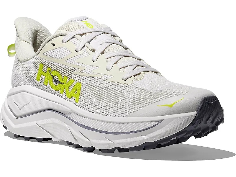HOKA Challenger 8 - 6