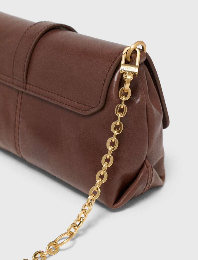 Vintage leather Miss M walk 5