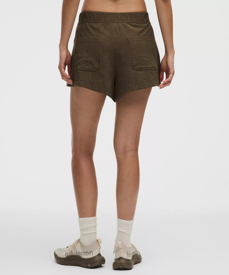 Seersucker WovenAir High-Rise Pleated Short 3.5" 3