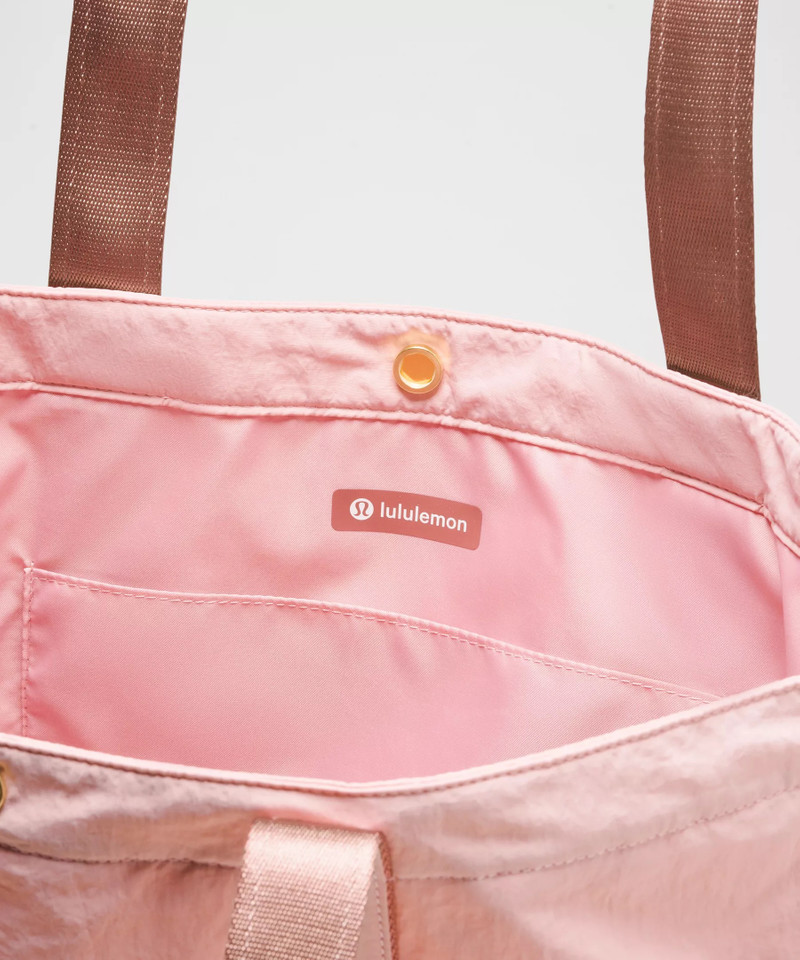 Daily Multi-Pocket Tote Bag 20L 4