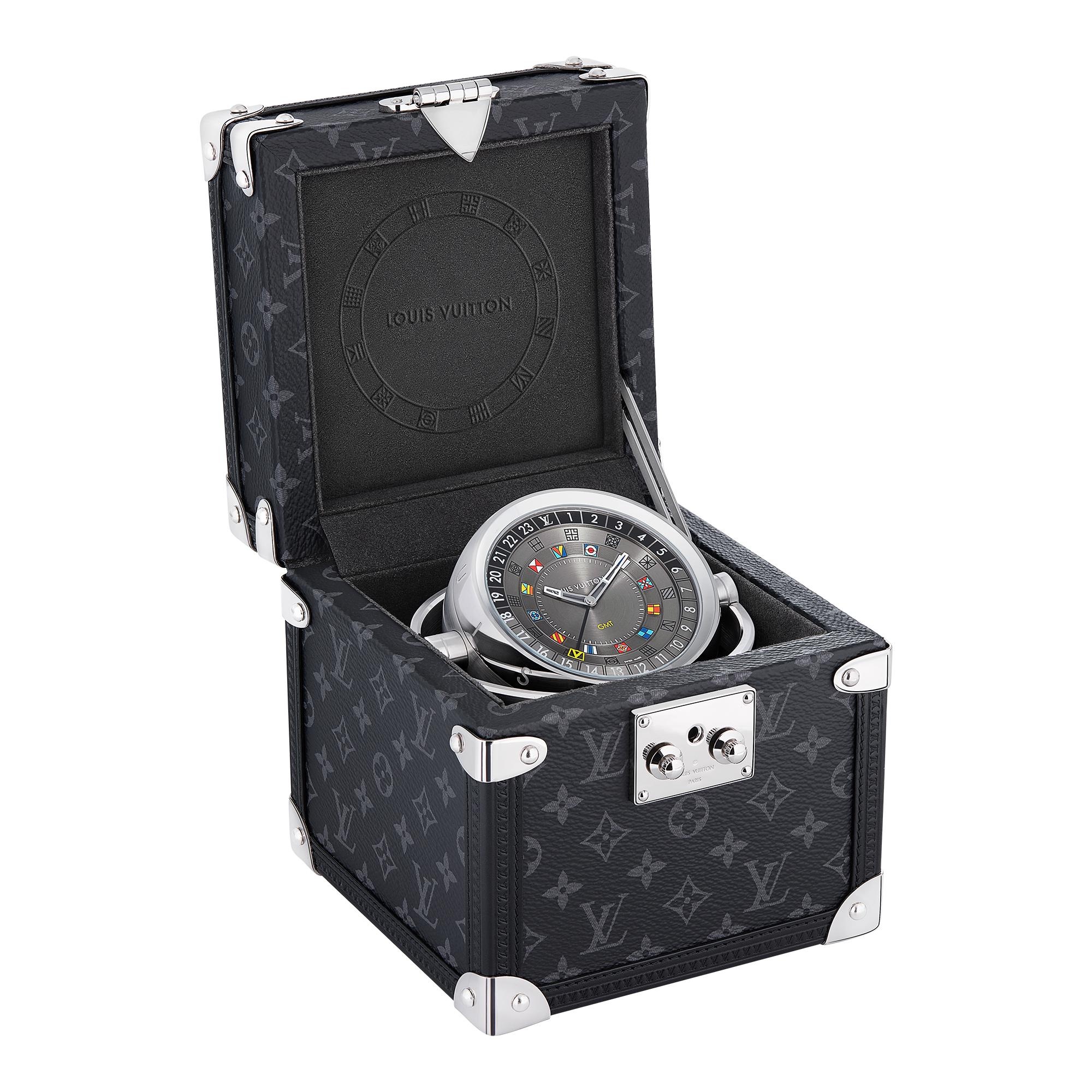 Trunk Table Clock - 4