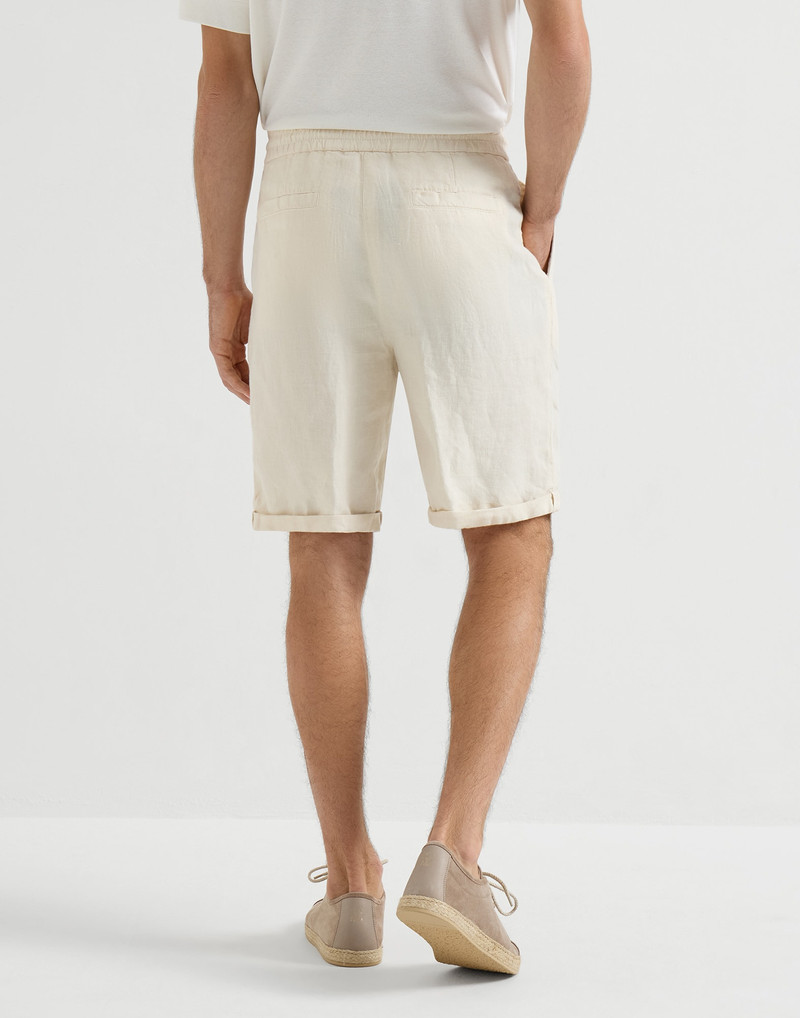 Garment-dyed Bermuda shorts in linen gabardine with drawstring and pleat 3