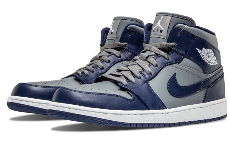 Air Jordan 1 Mid 'Georgetown' 554724-006 - 3