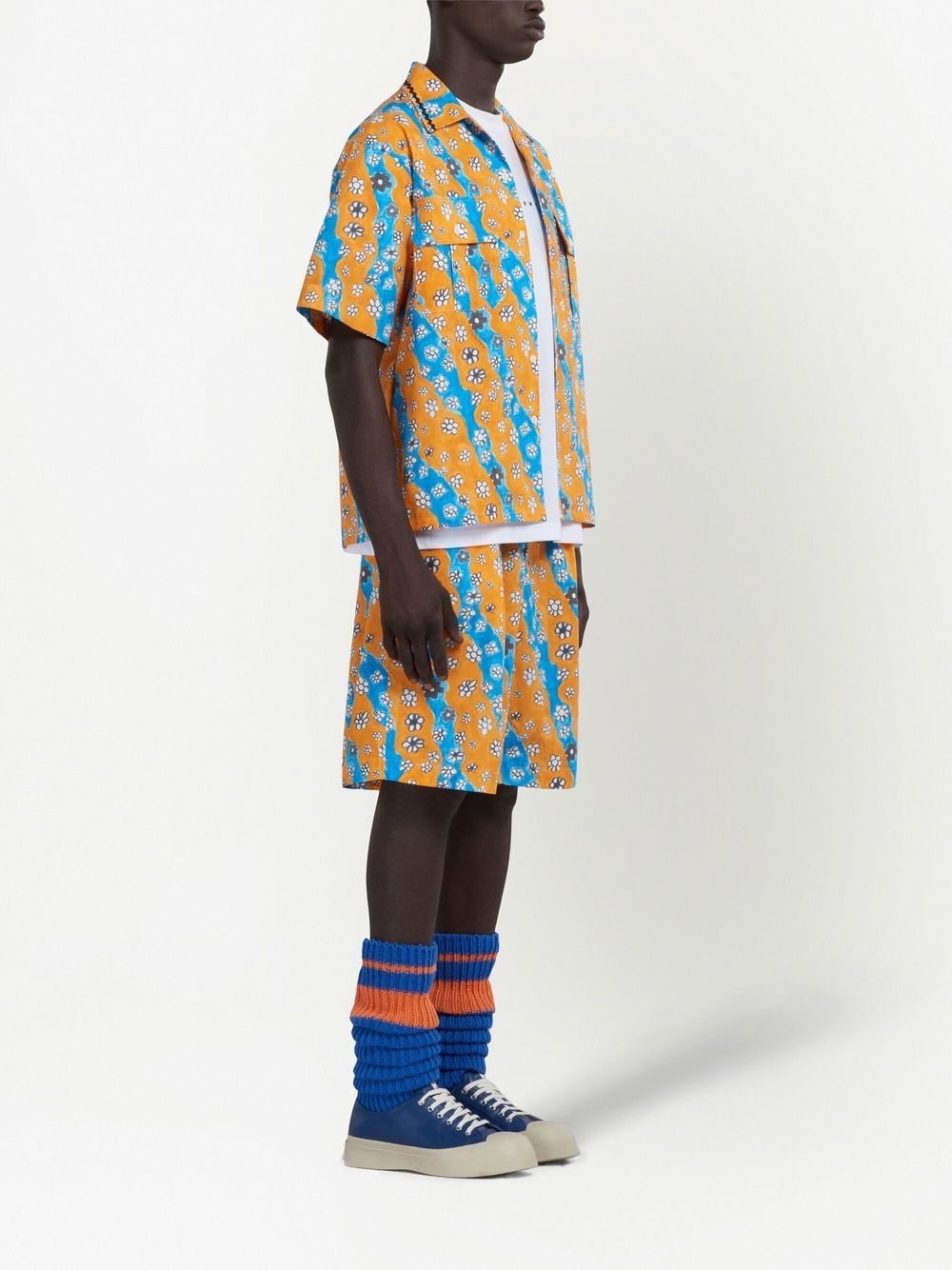 daisy-print patch-pocket shirt - 2