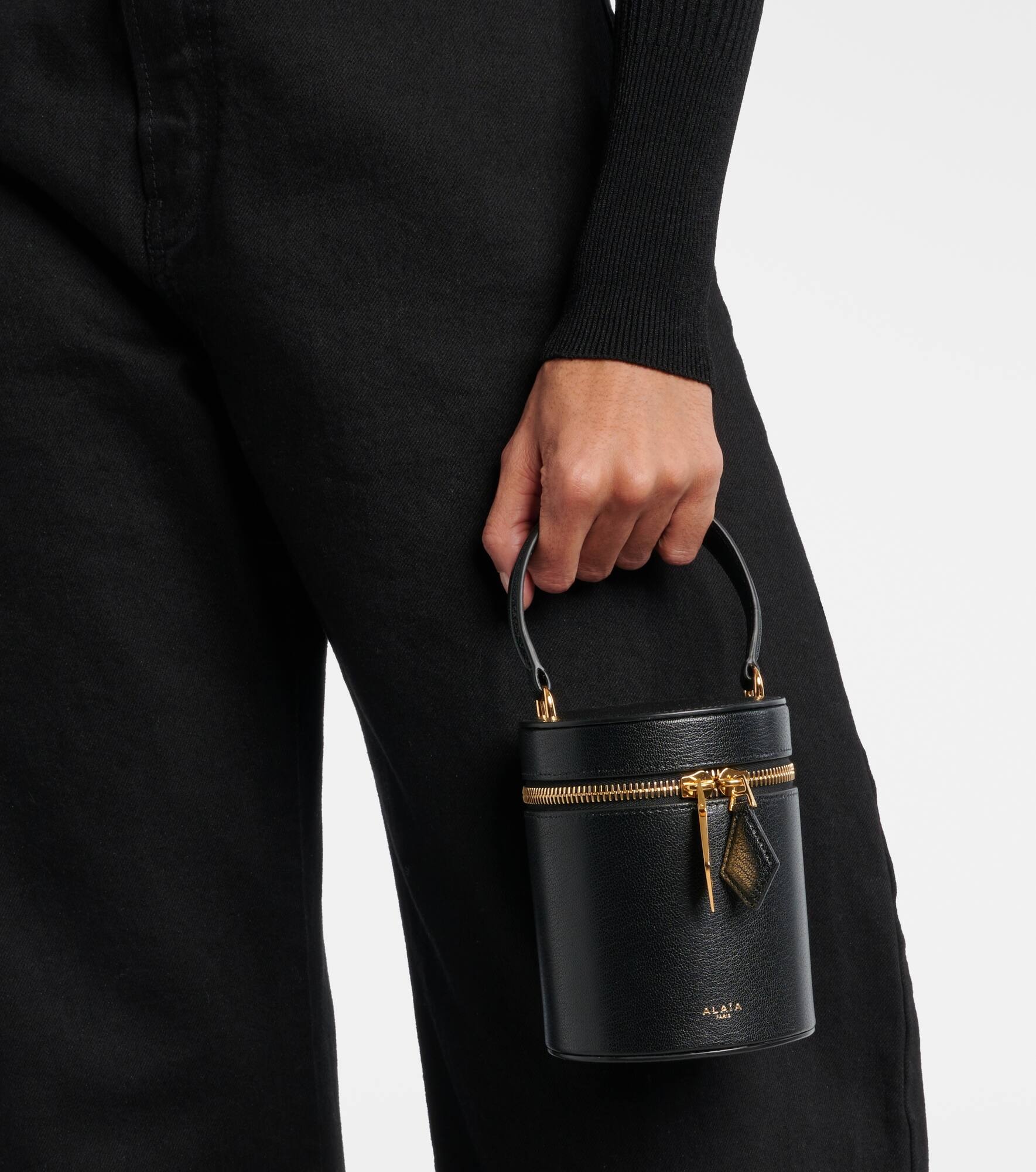 Cube Mini leather vanity bag - 2