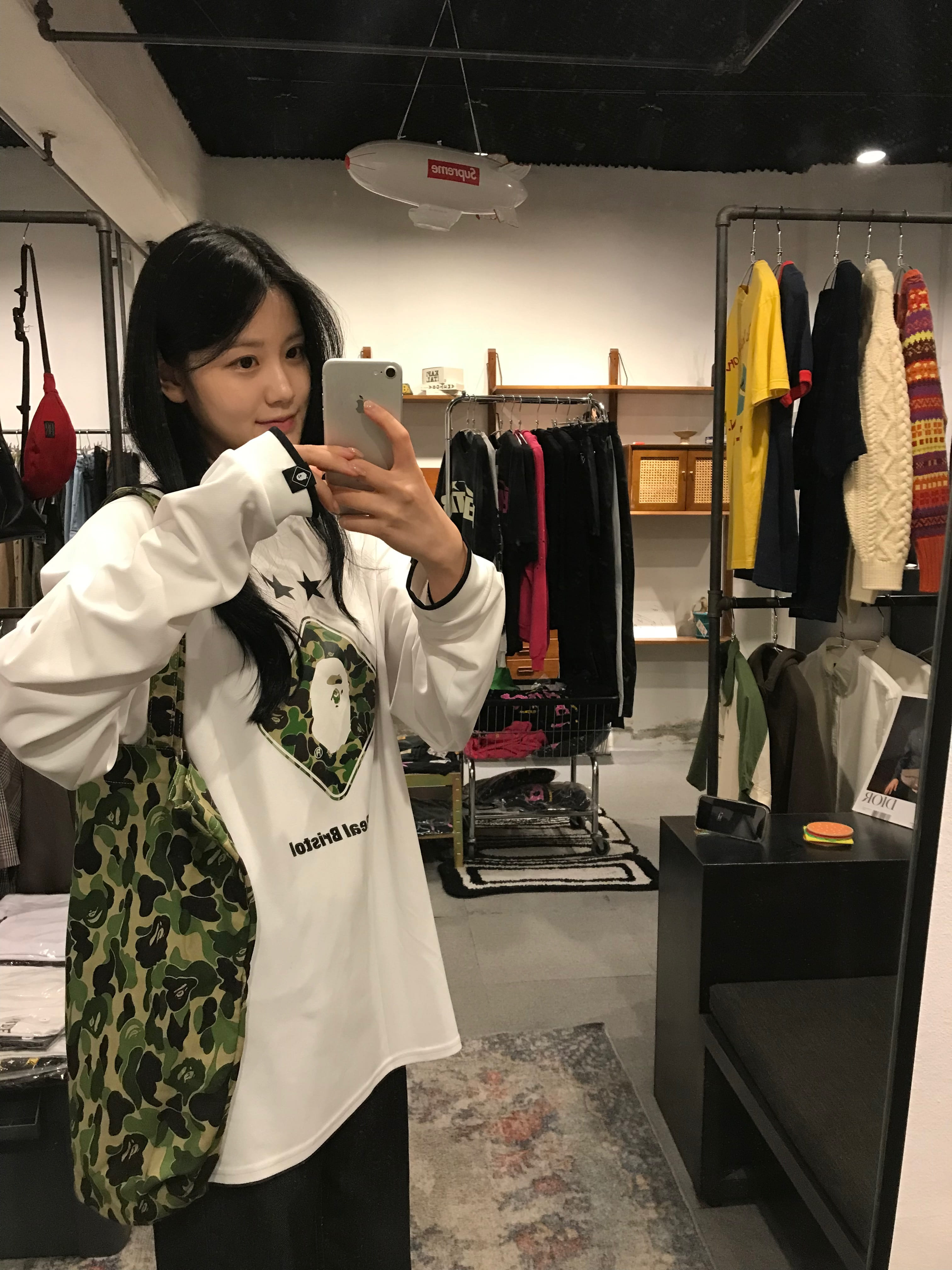 A BATHING APE - 2