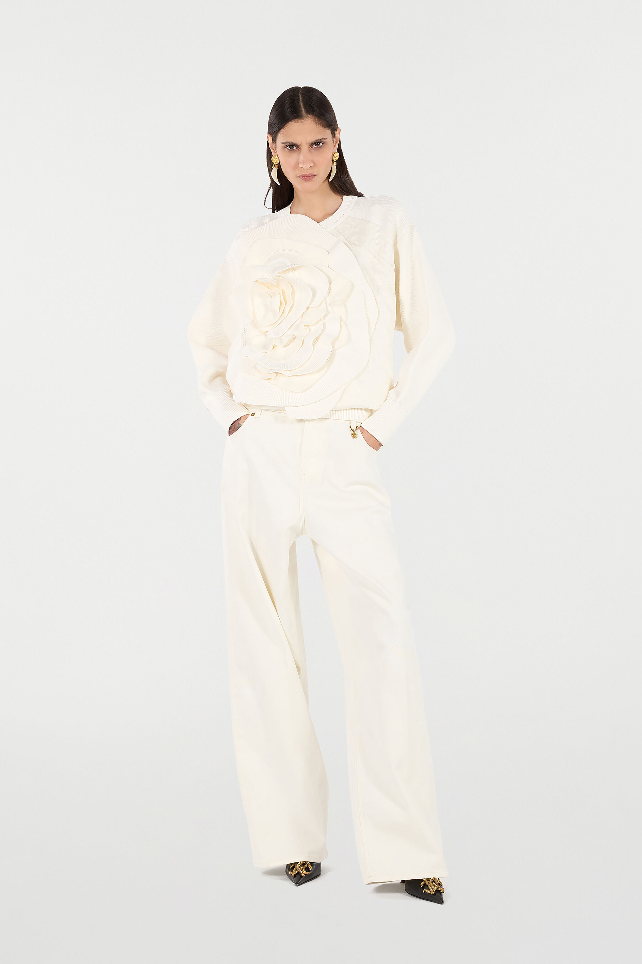 Sweater With Maxi-Rose - 2