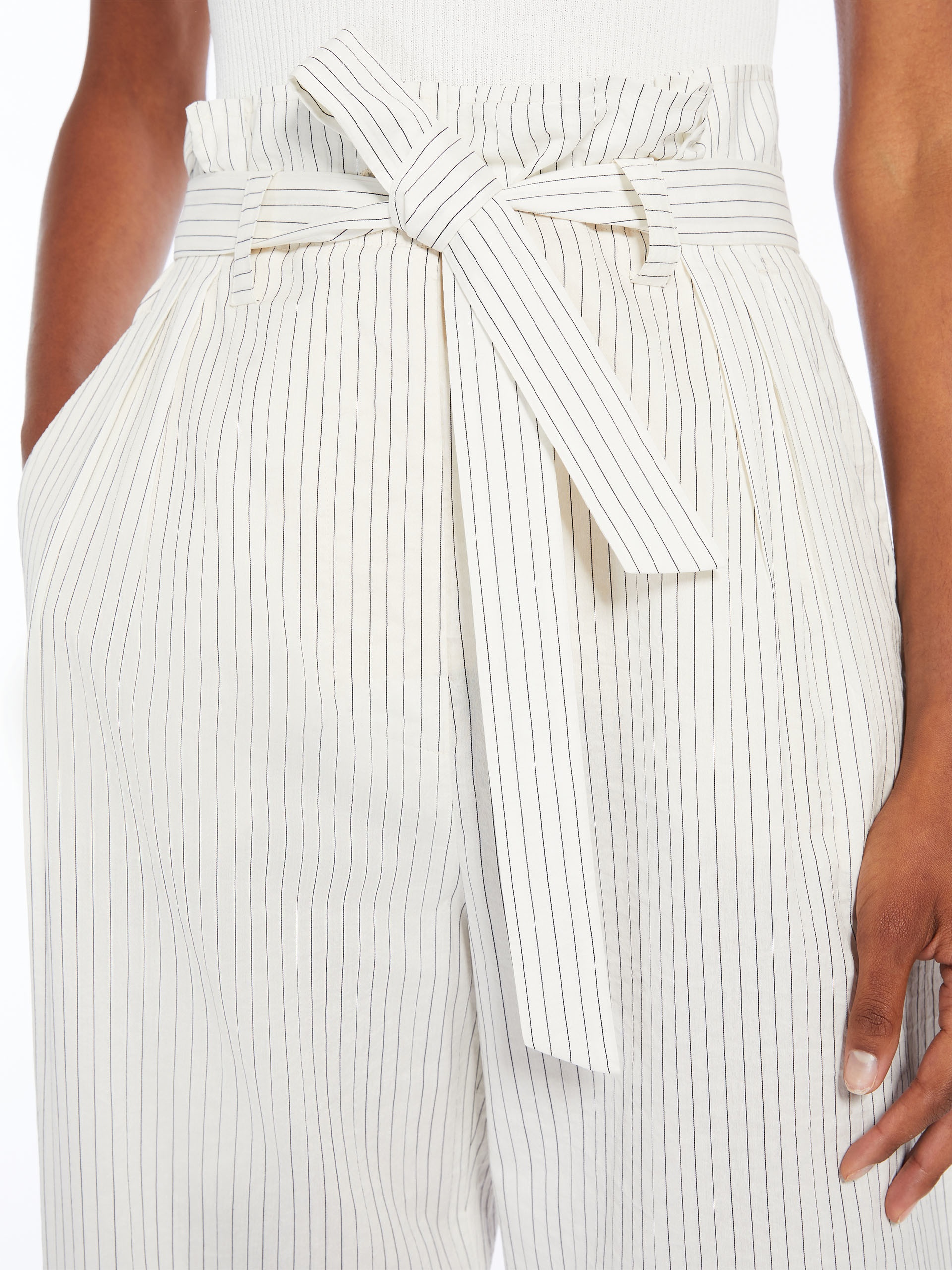 Wide trousers in pinstriped canvas - 5