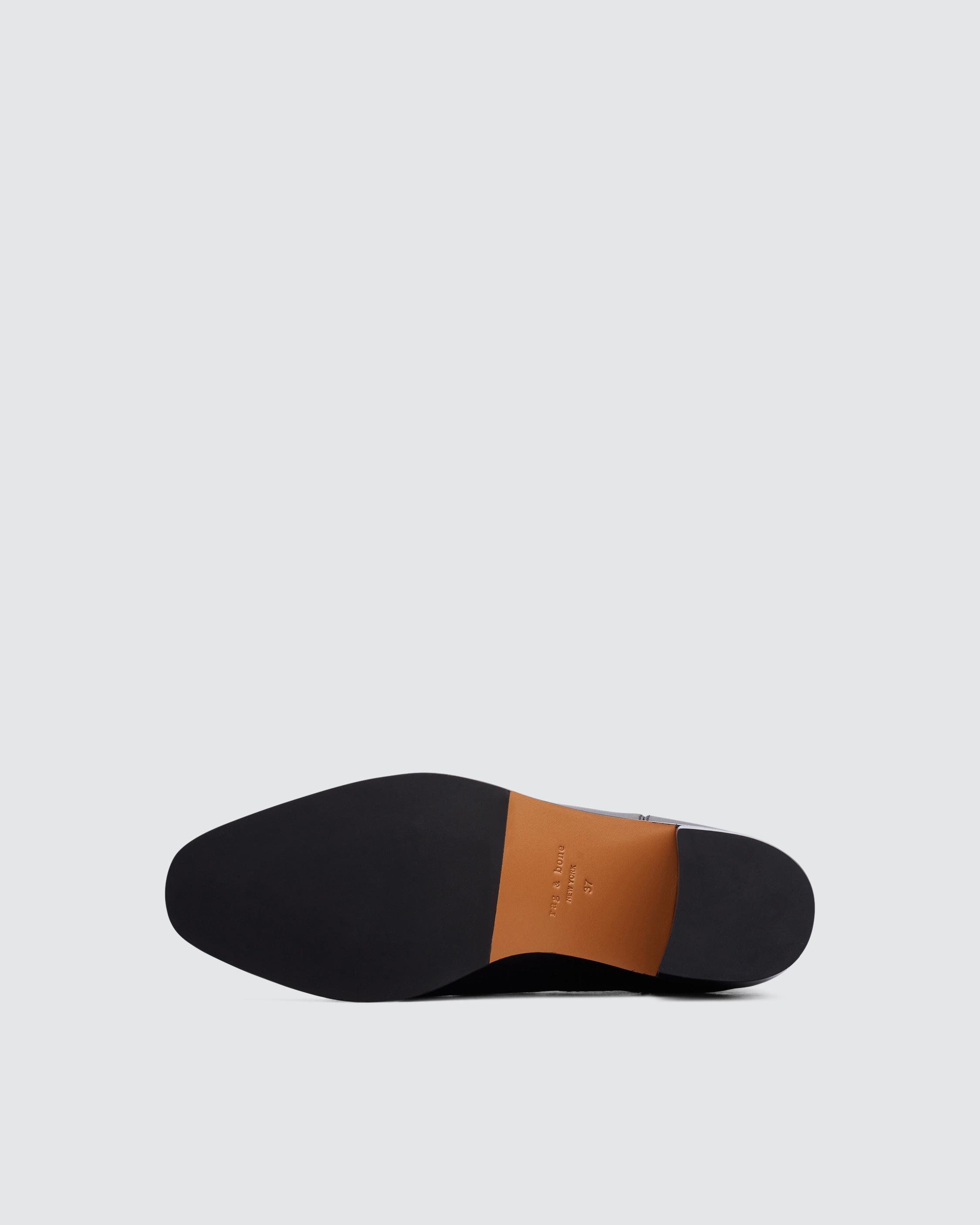 Hazel Boot - Leather
Chelsea Boot - 5