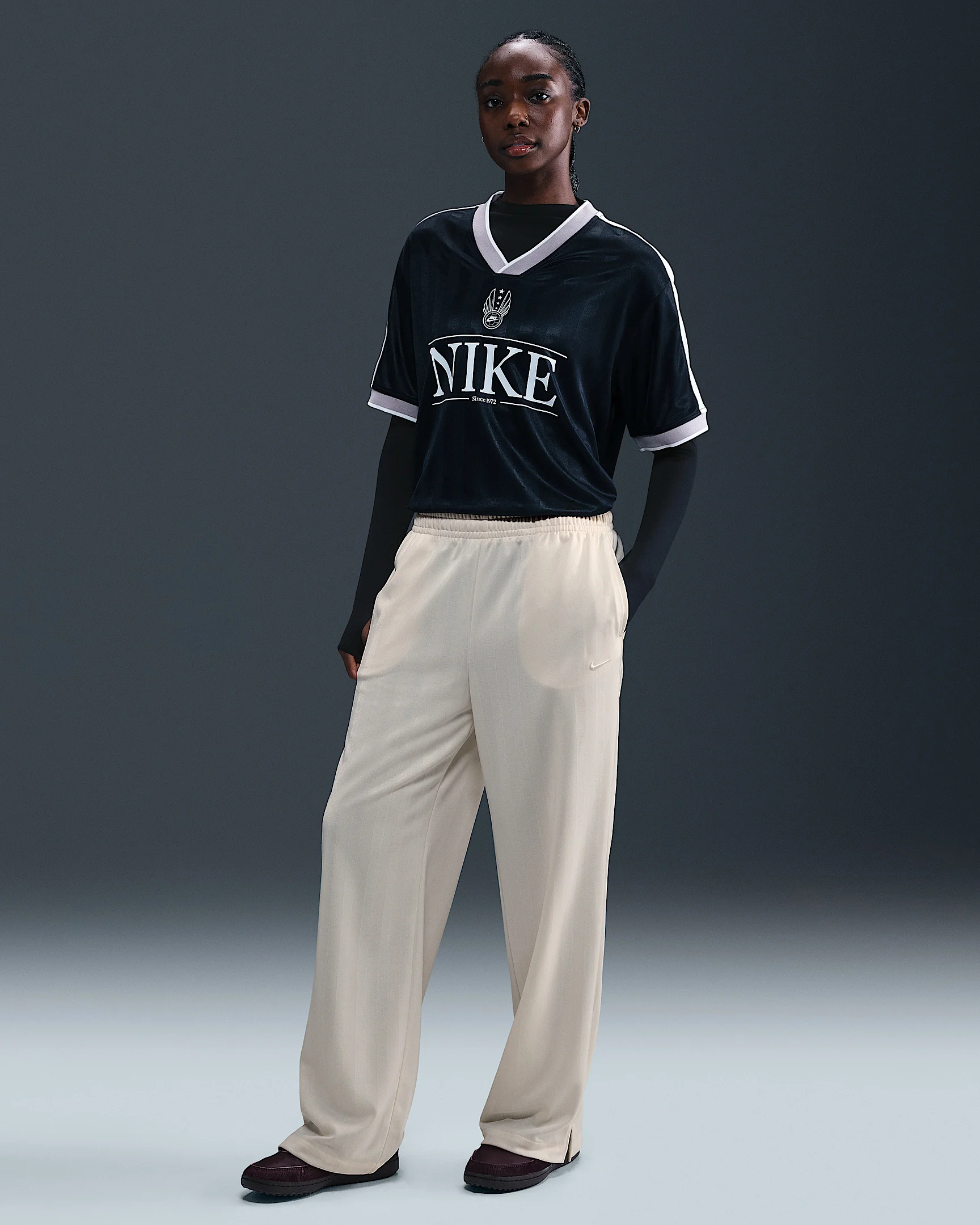 Nike Sportswear Women's Mid-Rise Loose Jacquard Striped Track Pants - 1