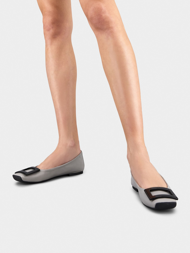 Roger Vivier Viv' Pockette Lacquered Buckle Ballerinas in Nappa Leather outlook