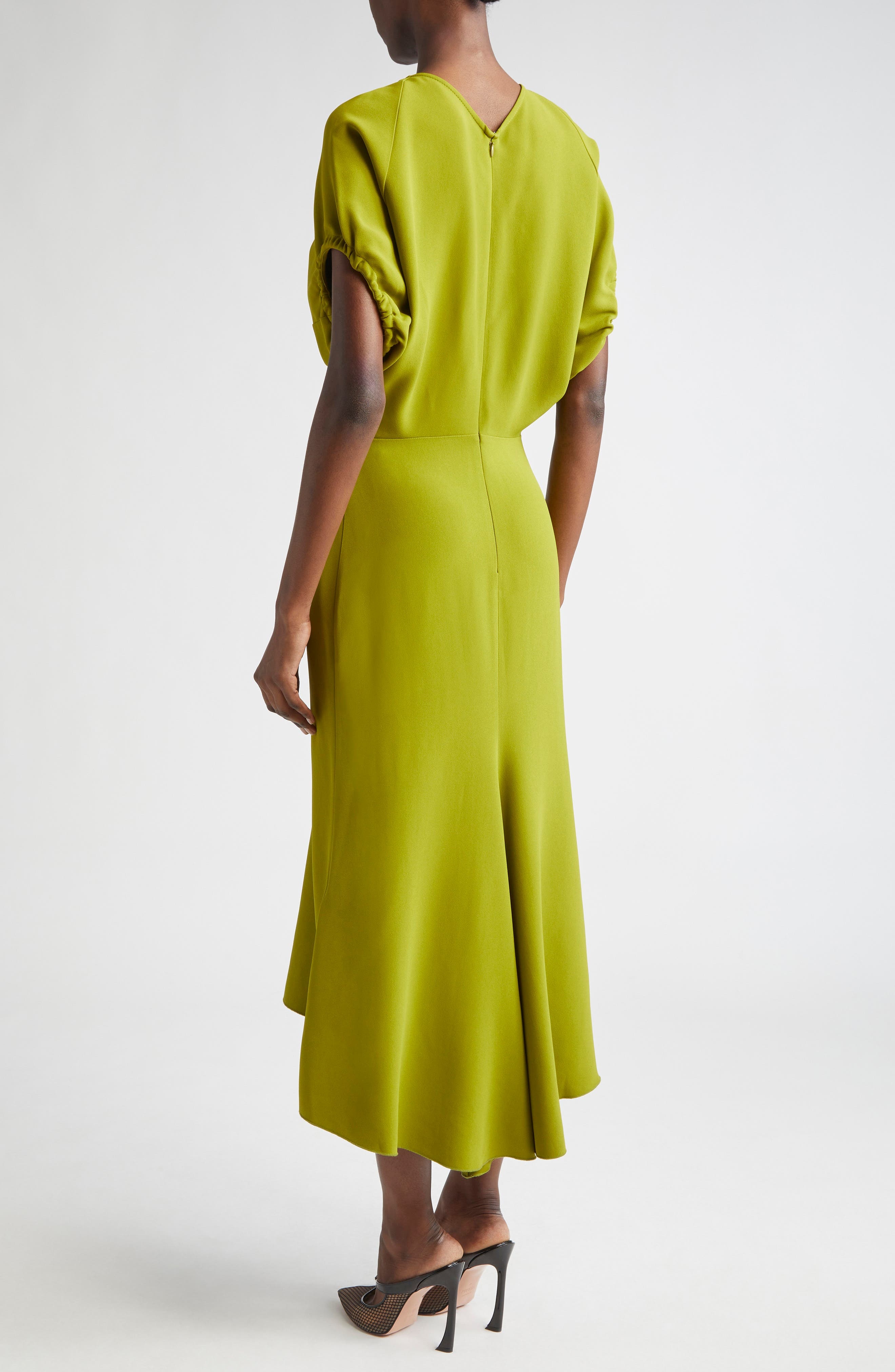 Victoria Beckham Blouson Midi Dress in Parakeet at Nordstrom - 2