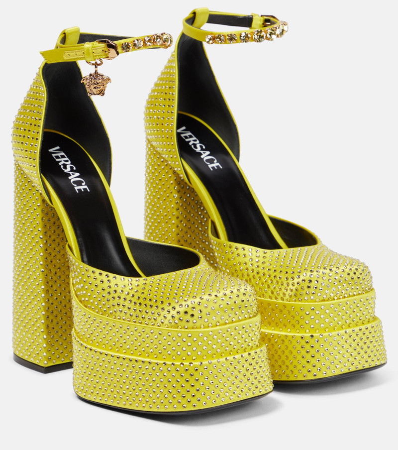 Medusa Aevitas embellished platform pumps - 1