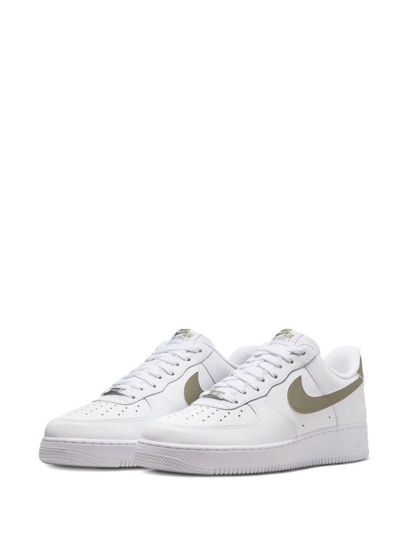 Nike Air Force 1 '07 sneakers outlook
