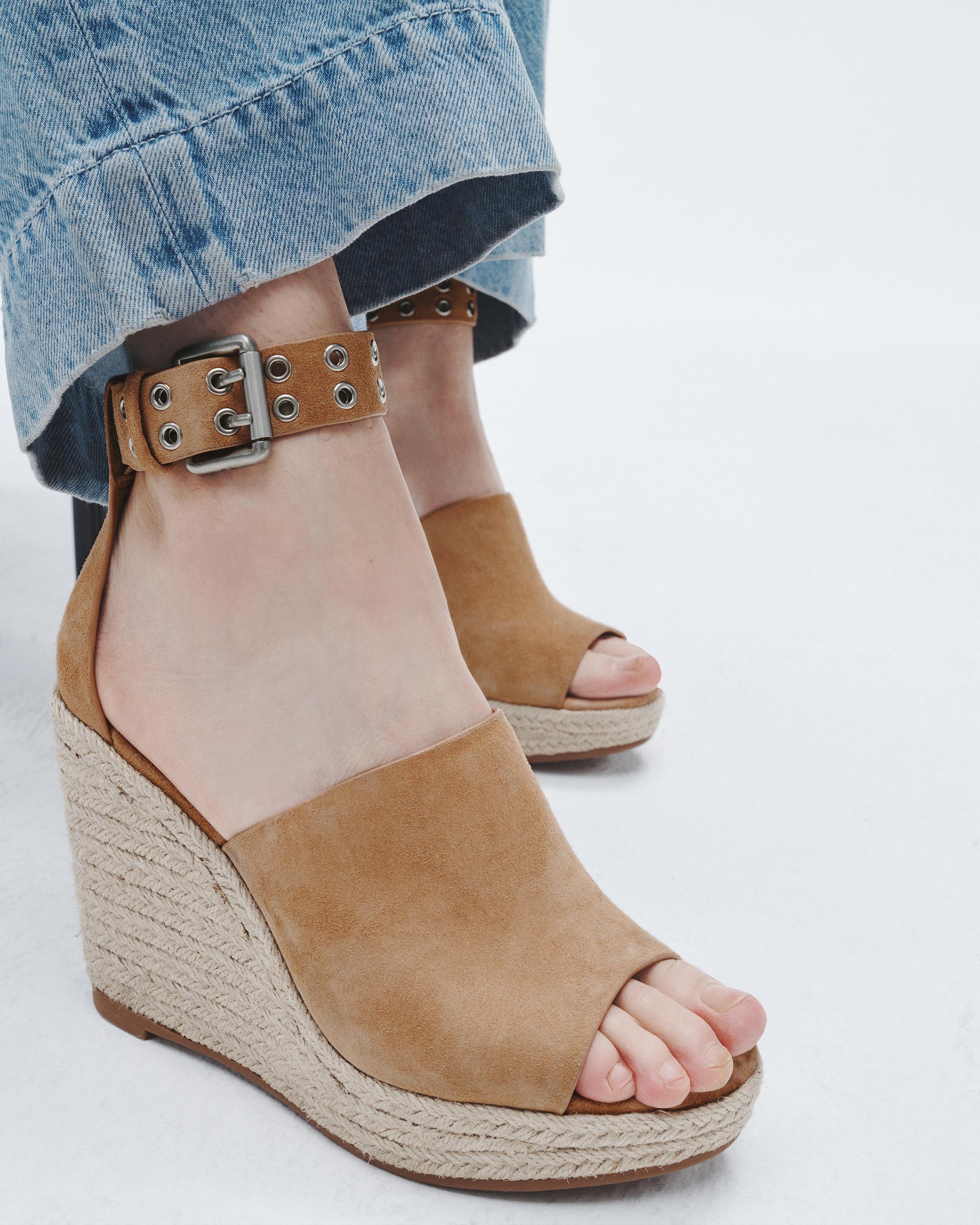 Anteros Espadrille Wedge - Suede
Heeled Sandal - 2