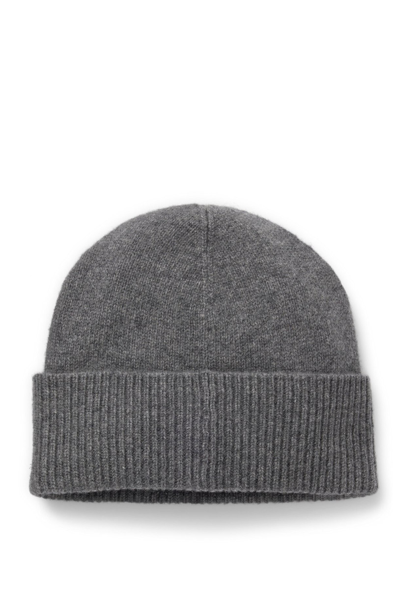 BOSS LOGO-PLAQUE BEANIE HAT IN CASHMERE outlook