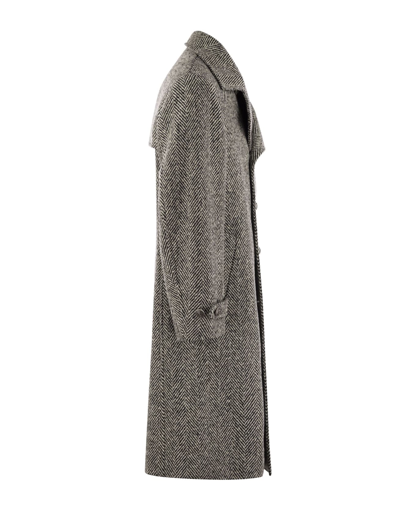 One-and-a-half-breasted Coat In Herringbone Virgin Wool - 3