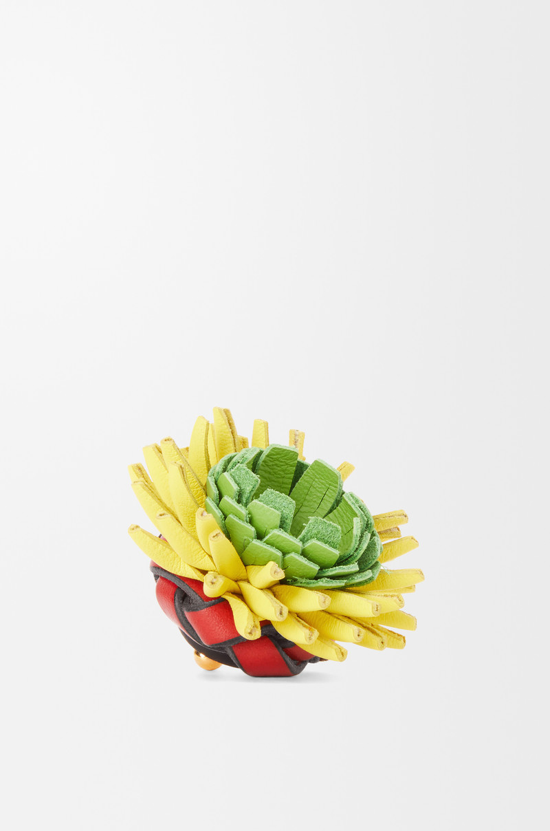 Loewe Cactus stud flower in classic calfskin outlook